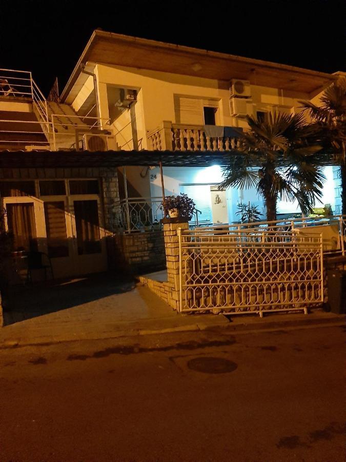 Apartmán App Borna Crikvenica Exteriér fotografie